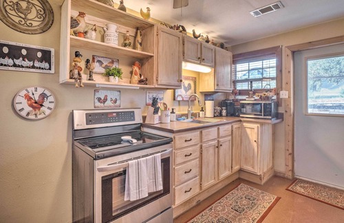 Georgetown House | Quaint Texas Home < 2 Mi to Lake Georgetown!