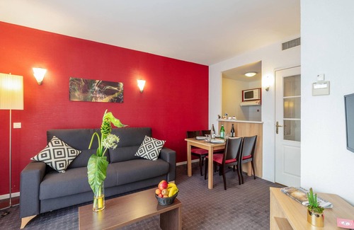 Divonne-les-Bains Apartment | Quality Aparthotel Divonne - Portes de Geneve