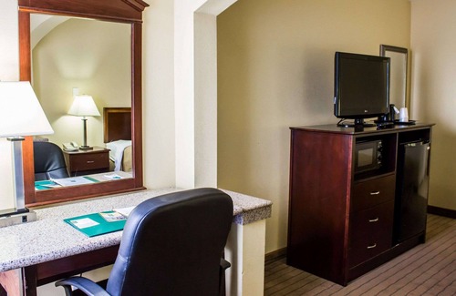 Fuquay-Varina Hotel | Quality Inn Fuquay Varina East