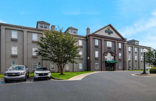 Goldsboro Hotel | Quality Inn Goldsboro