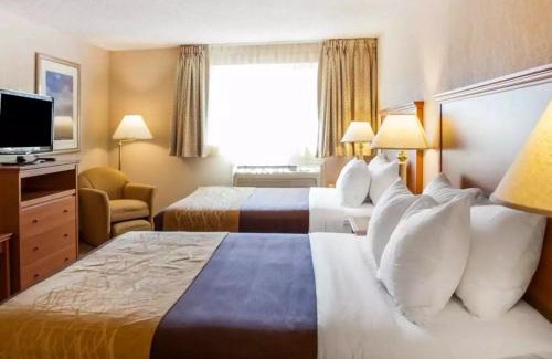 Totem Lake Hotel | Quality Inn Kirkland