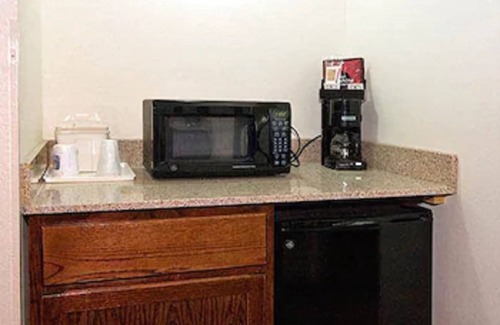 Rockdale Hotel | Quality Inn Rockdale