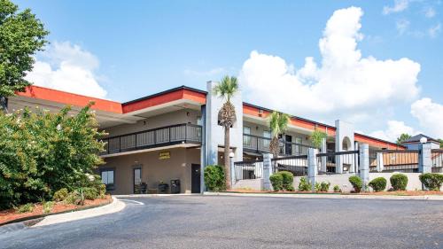 Aiken Hotel | Quality Inn & Suites Aiken East