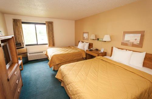 Sunnyside Hotel | Quality Inn & Suites Clackamas - Portland
