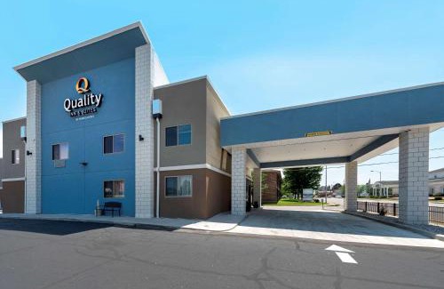 Evansville Hotel | Quality Inn & Suites Evansville Downtown