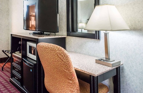 Wildwood Hotel | Quality Inn & Suites North