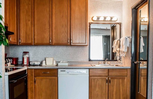 Wildwood Hotel | Quality Inn & Suites North