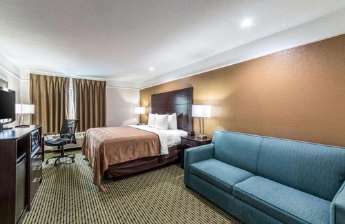 San Antonio Hotel | Quality Inn & Suites SeaWorld North