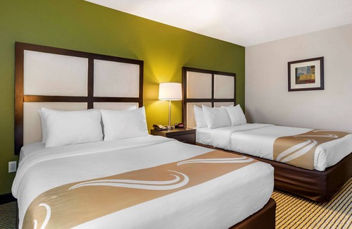 Bay City Hotel | Quality Inn & Suites