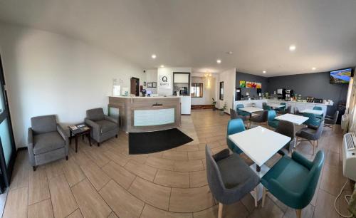 Eau Claire Hotel | Quality Inn & Suites