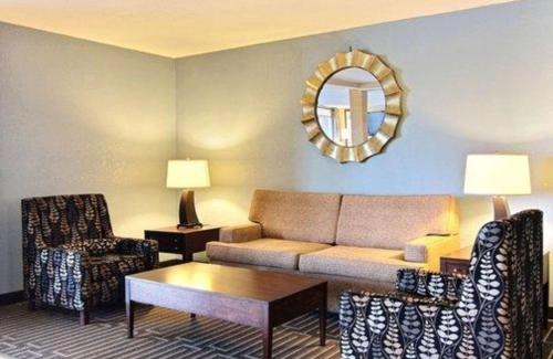Thief River Falls Hotel | Quality Inn Thief River Falls