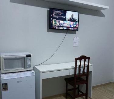 Itapira House | Quarto privativo no centro 01