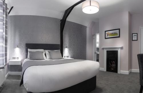 Salisbury House | Qudos