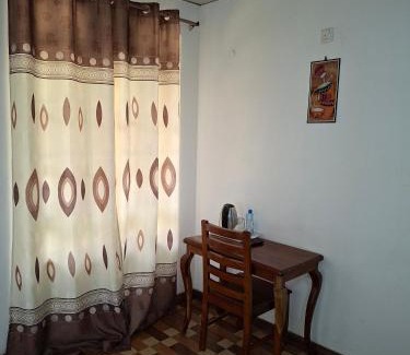 Kisumu Hotel | Queen`s Way Resort