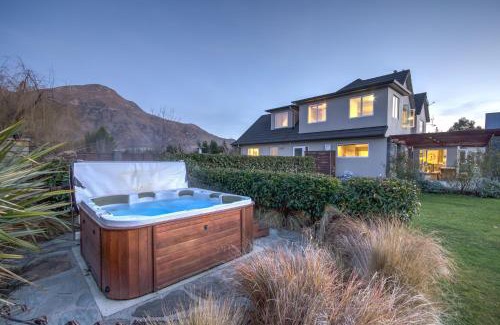 Lake Hayes Cabin | Queenstown Country Lodge