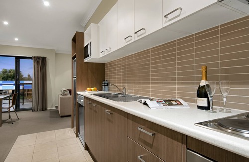 Singleton Apartment | Quest Singleton