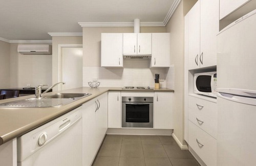 Wollongong CBD Apartment | Quest Wollongong