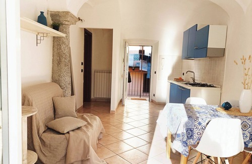 Biella Apartment | Quick Home - Appartamento La Colonna