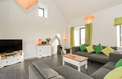 Rothesay House | Quien East (Spence Cottage)