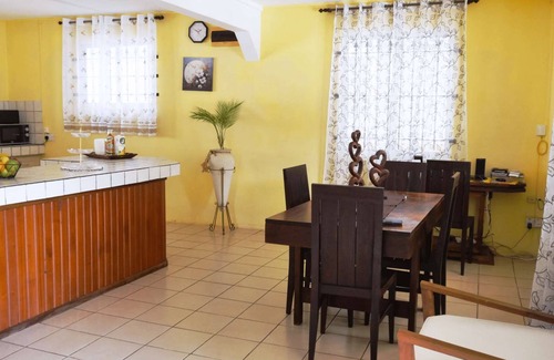 Port Louis Villa | Quiet 5-bedroom villa, near beach with terraces