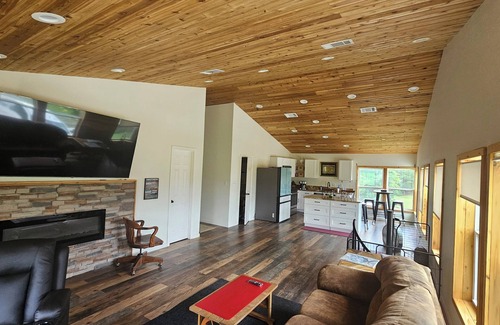 Canton House | Quiet Acres Getaway - also called Rancho 1- Canton
