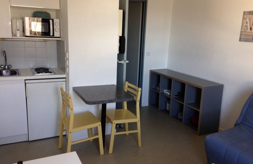 Lorient Apartment | Quiet apartment 5 km from the sea for 2 people