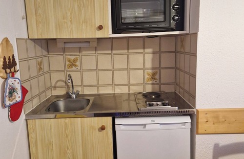 Mijoux Apartment | QUIET APARTMENT IN MIJOUX AT THE FOOT OF THE SLOPES GROUND FLOOR MOUNTAIN VIEW