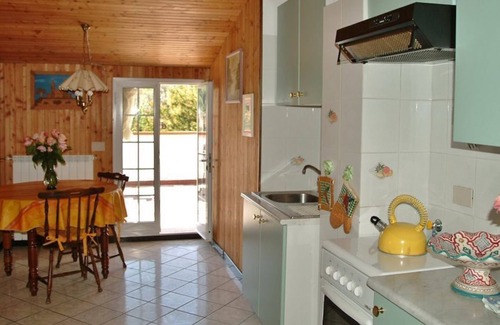 Vasia Apartment | Quiet apartment with a very large roof terrace, sea view, internet
