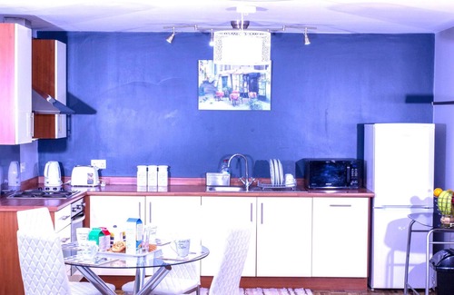 Coventry City Centre House | Quiet Area