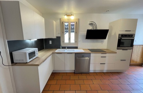Brouchaud Villa | Quiet black Perigord villa with private heated pool 15pers