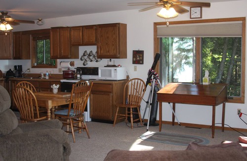 Harrisville Cabin | Quiet Cabin On the Lake