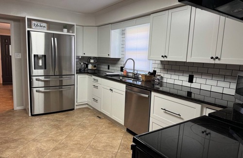 Topeka House | Quiet Centrally Located Close to Wasburn Private Drive