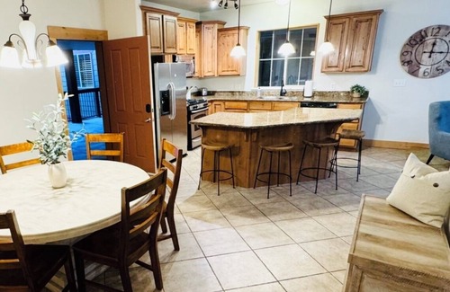 Kimball Junction Condo | Quiet Condo 3 bd unit, near Utah Olympic Park, at the Lodges at Bear Hollow