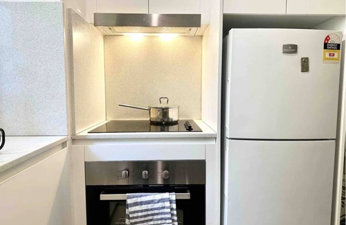 Kings Cross Apartment | Quiet, Cosy Inner City Sanctuary