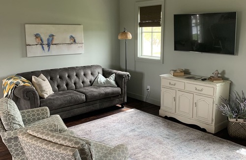 Goldsboro Bed & Breakfast | Quiet, country getaway with pool, hot tub and sauna