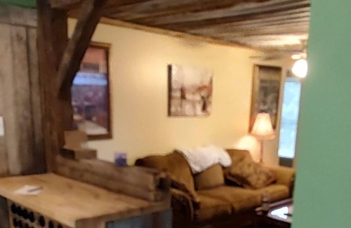 Town of Jerusalem House | Quiet country setting pets welcome