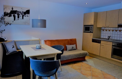 Gortipohl Apartment | quiet, cozy apartment for 2-3 persons, 43m², W-LAN, 150 to the bus stop