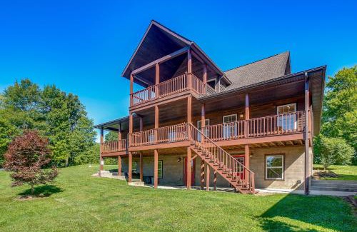 McArthur House | Quiet Family Cabin in Hamden Hot Tub and Game Room!