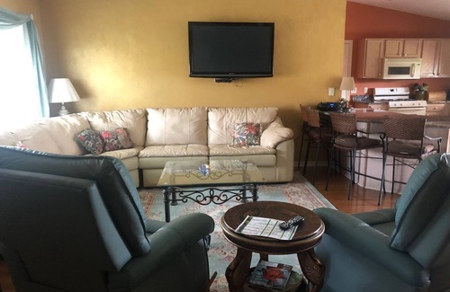 Chatham House | Quiet, Farm View, Extremely Clean and Comfortable Ranch home with Gas Golf Cart