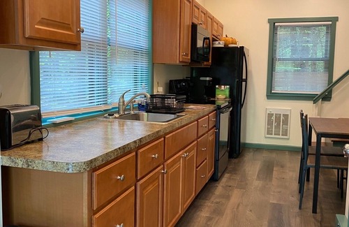 Mattawana House | Quiet Getaway, Great for Penn State Football, Trout Fishing! Sleeps 4-5