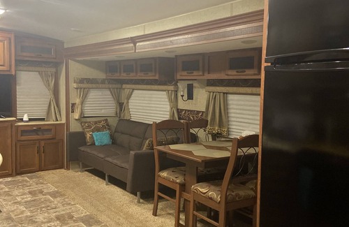 Ernul House | Quiet Getaway in Beautiful North Carolina!