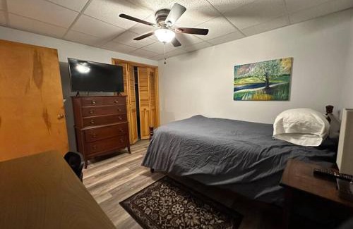 Olivia Apartment | Quiet, golf lake community cozy 2bdr 1 bth getaway