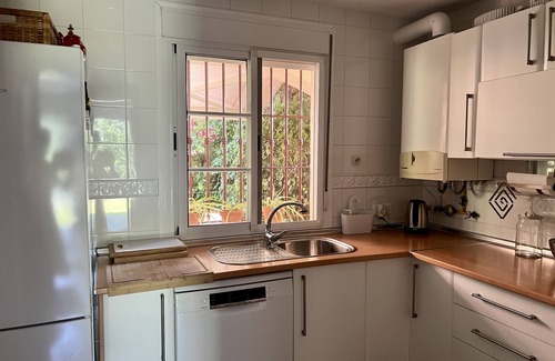 El Puerto de Santa Maria House | Quiet, green with a wonderful porche and garden, near beach
