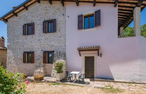 Sellano House | Quiet holiday home in Sellano with swimming pool a few kilometers from Rasiglia