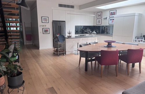 Prahran House | Quiet home within minutes to all the action.