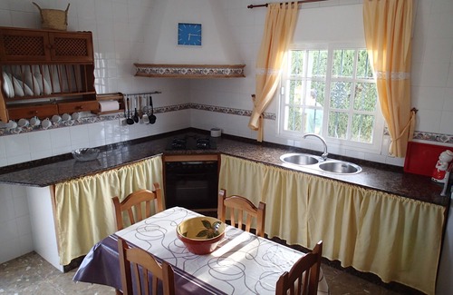 El Palmar House | Quiet house with a wonderful garden. For up to 8 people