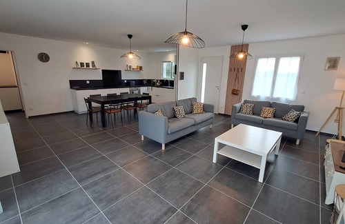 Salles-en-Toulon House | Quiet house near Vienne