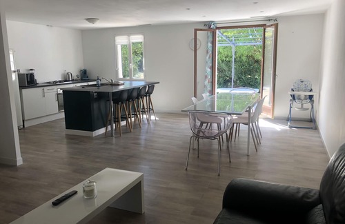 Beauvoisin House | Quiet house with parking in Petite Camargue