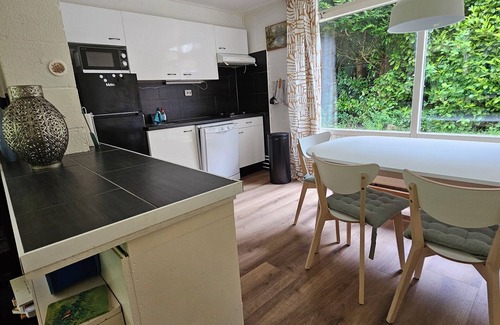 Gasselte House | Quiet location with enclosed garden offering plenty of privacy, pets welcome.