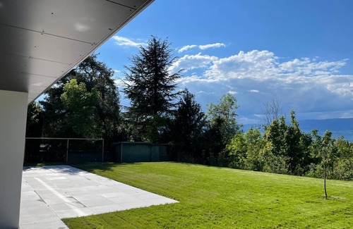 Estavayer-le-Lac Apartment | Quiet, modern apartment